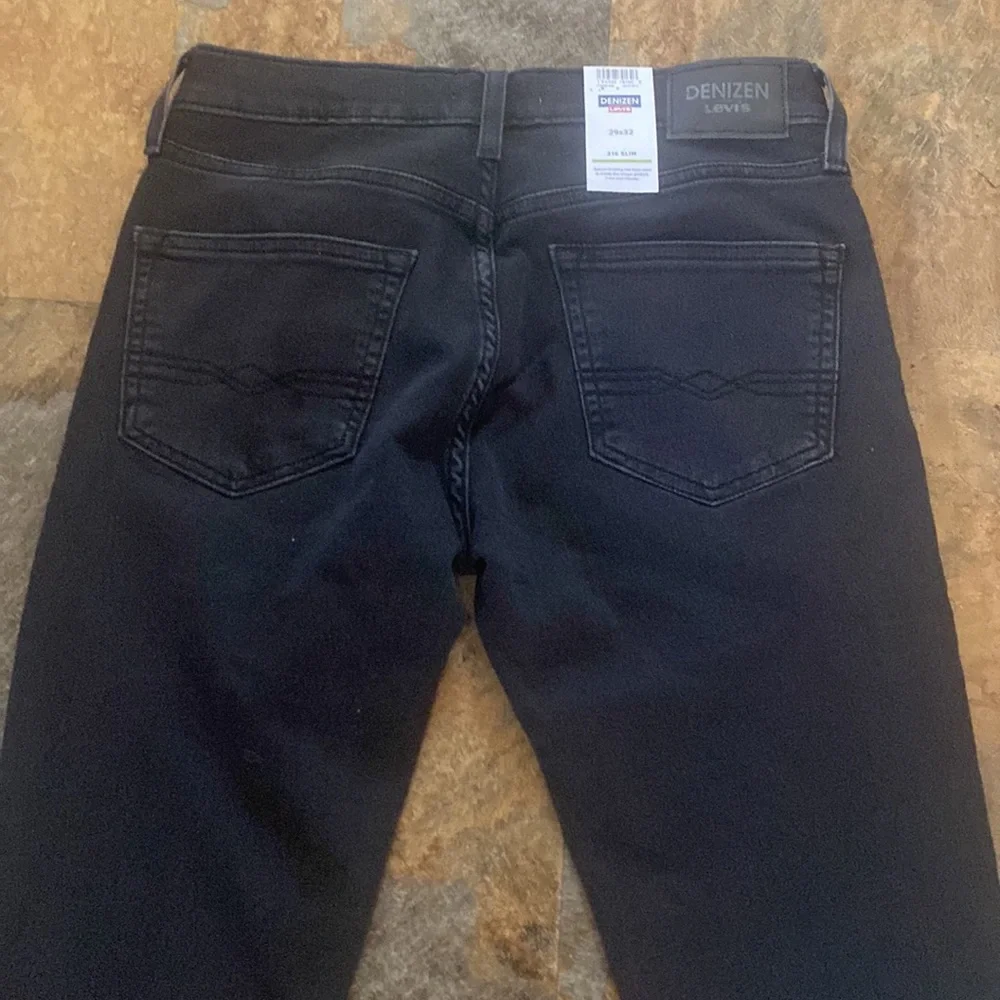 Mens Denizen Levi’s brand jeans. - Picture 4 of 4